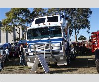 1st scssts classic truck show 195